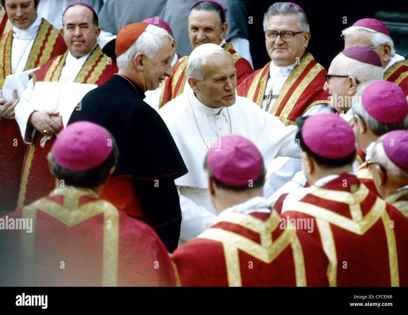 Cardinal Hume presents his fellow bishops to Pope JohnPaul during Papal Visit to Britain Stock Photo