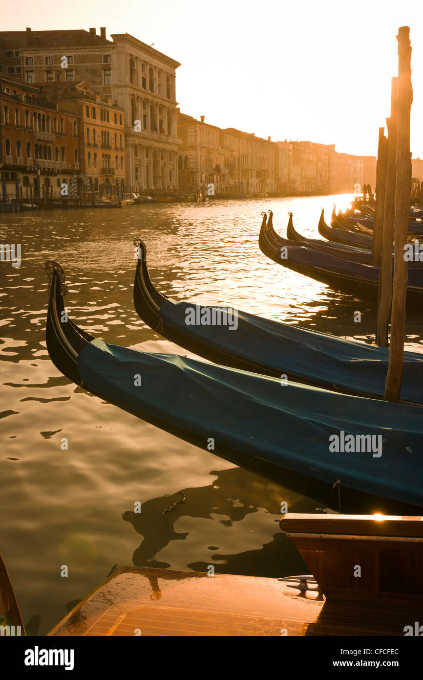 Golden hour in venice water hi-res stock photography and images - Alamy