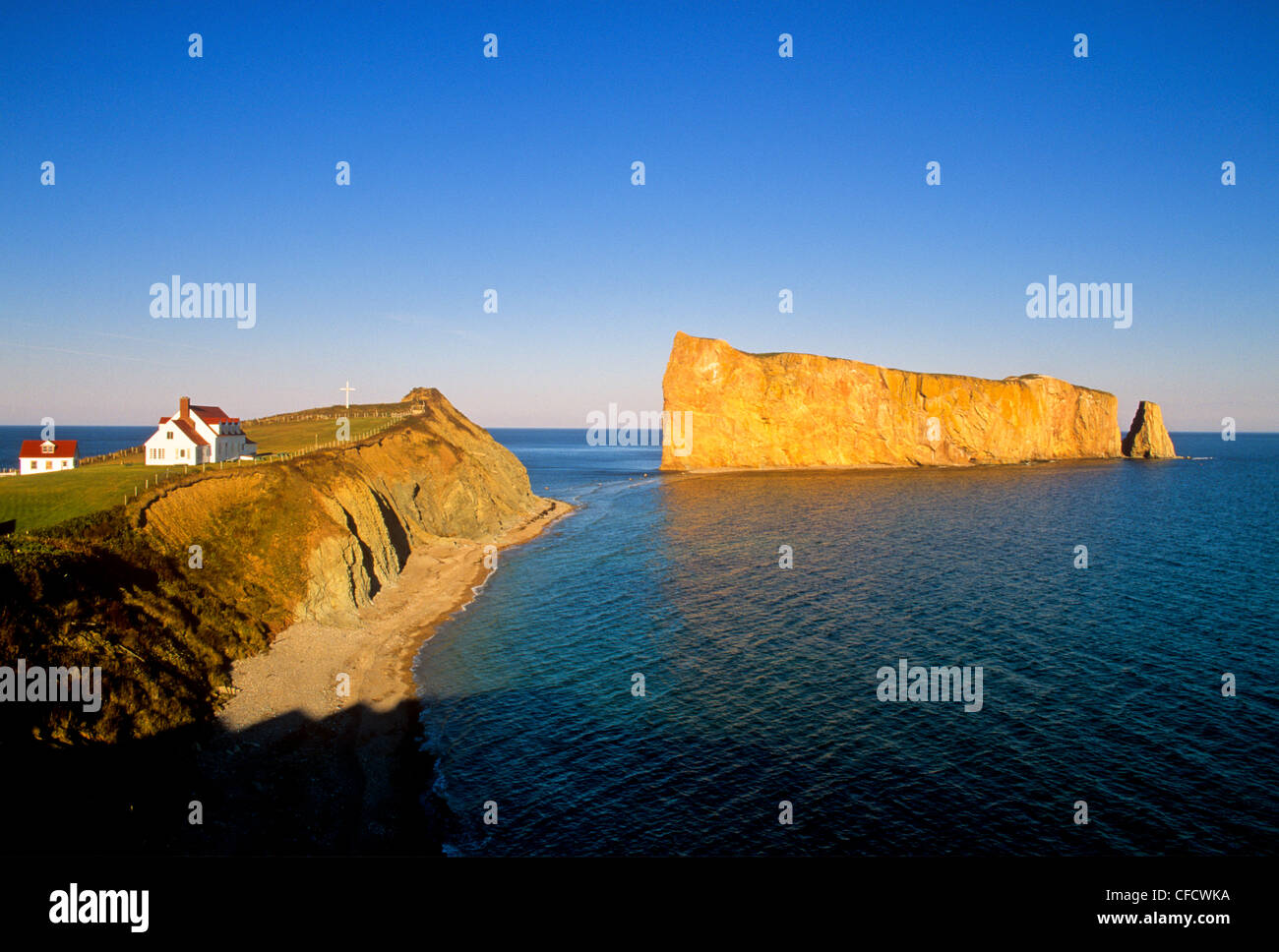 House on cliff, Perce Rock, Gaspésie, Quebec, Canada Stock Photo Alamy