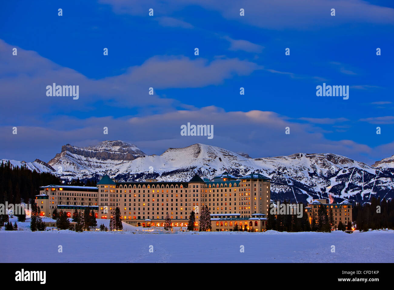 Historic Fairmont Chateau Lake Louise High Resolution Stock Photography ...