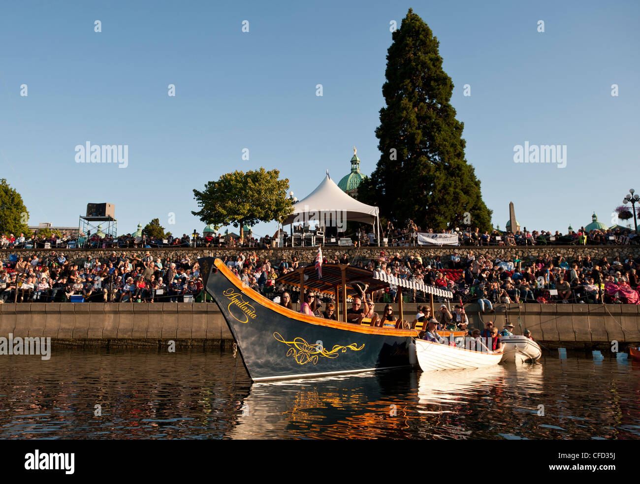 Inner Harbour crowds at annual Symphony splash event, Victoria, British Columbia, Canada Stock Photo