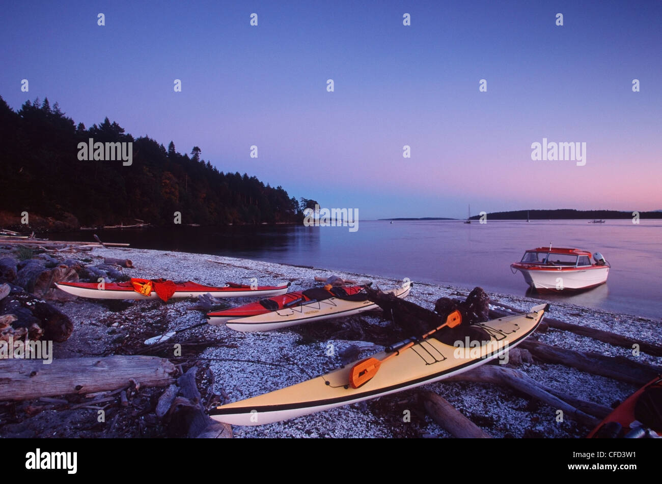 Portland Island, Gulf Islands National Park Reserve, kayakers camping