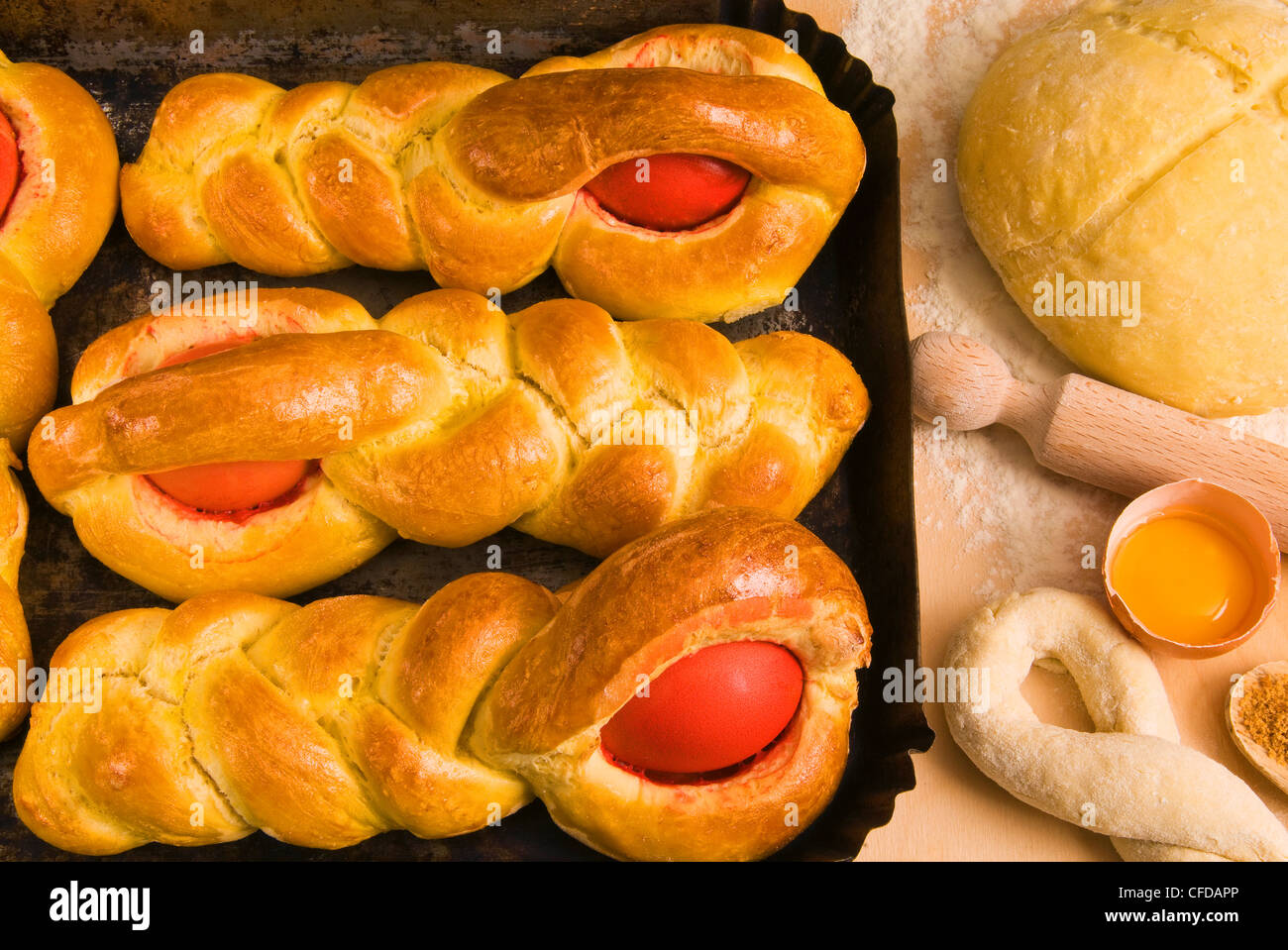 Titole, sweet bread with egg, an Italian dish for Easter Day, Friuli