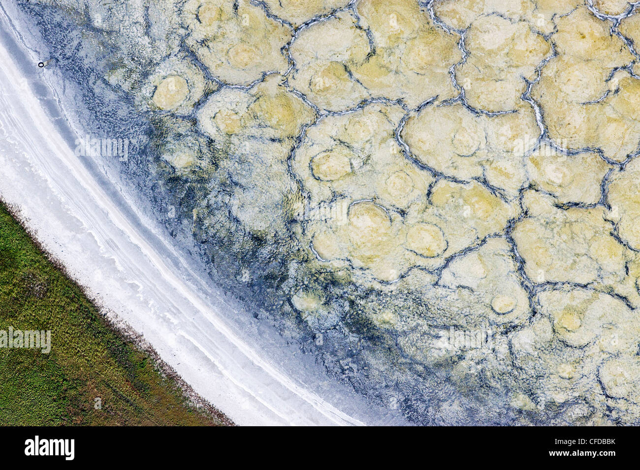 Alkaline lakes hires stock photography and images Alamy