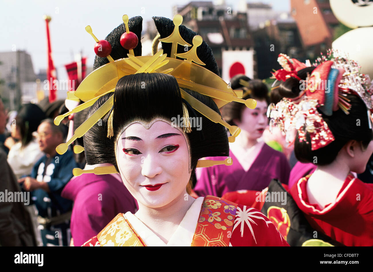 Japan, Honshu, Tokyo, Geishas at Jidai Matsuri Festival at Sensoji