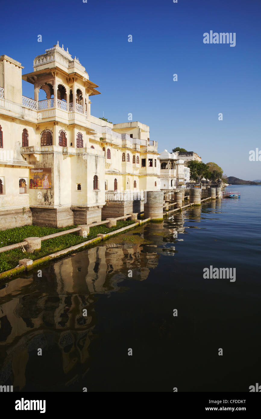 Bagore-ki-Haveli on Lake Pichola, Udaipur, Rajasthan, India, Asia Stock Photo