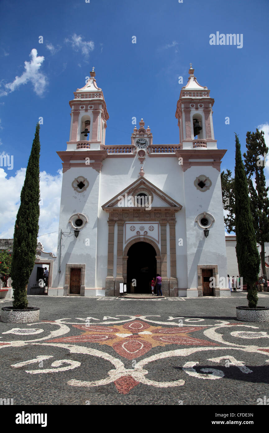 Templo de santa veracruz hi-res stock photography and images - Alamy