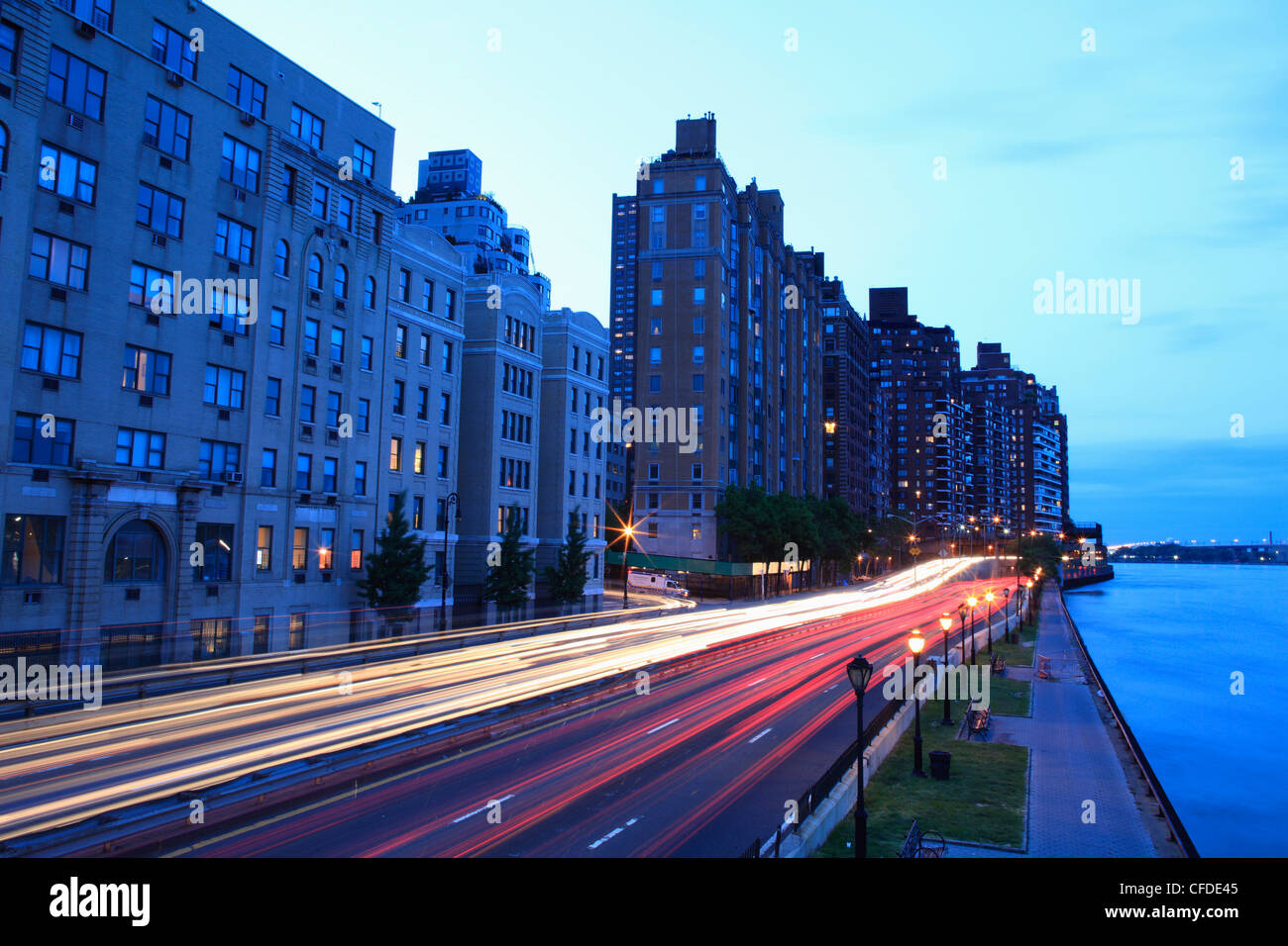 Traffic at dusk, FDR Drive, Upper East Side, Manhattan, New York City