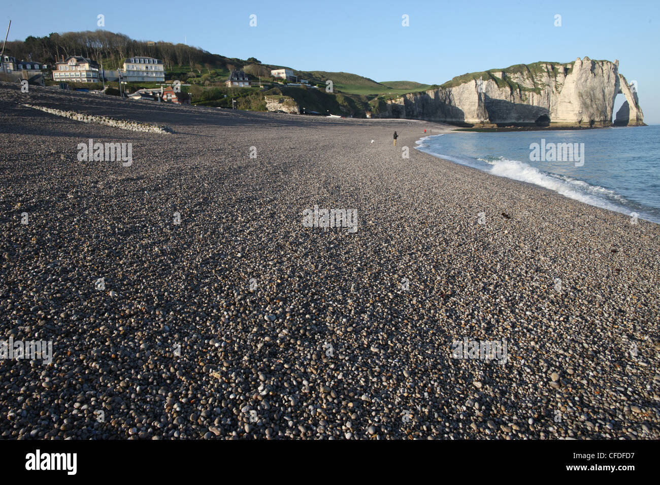Beach and cliffs at Etretat, Cote d'Albatre, Seine-Maritime, Normandy, France, Europe Stock Photo