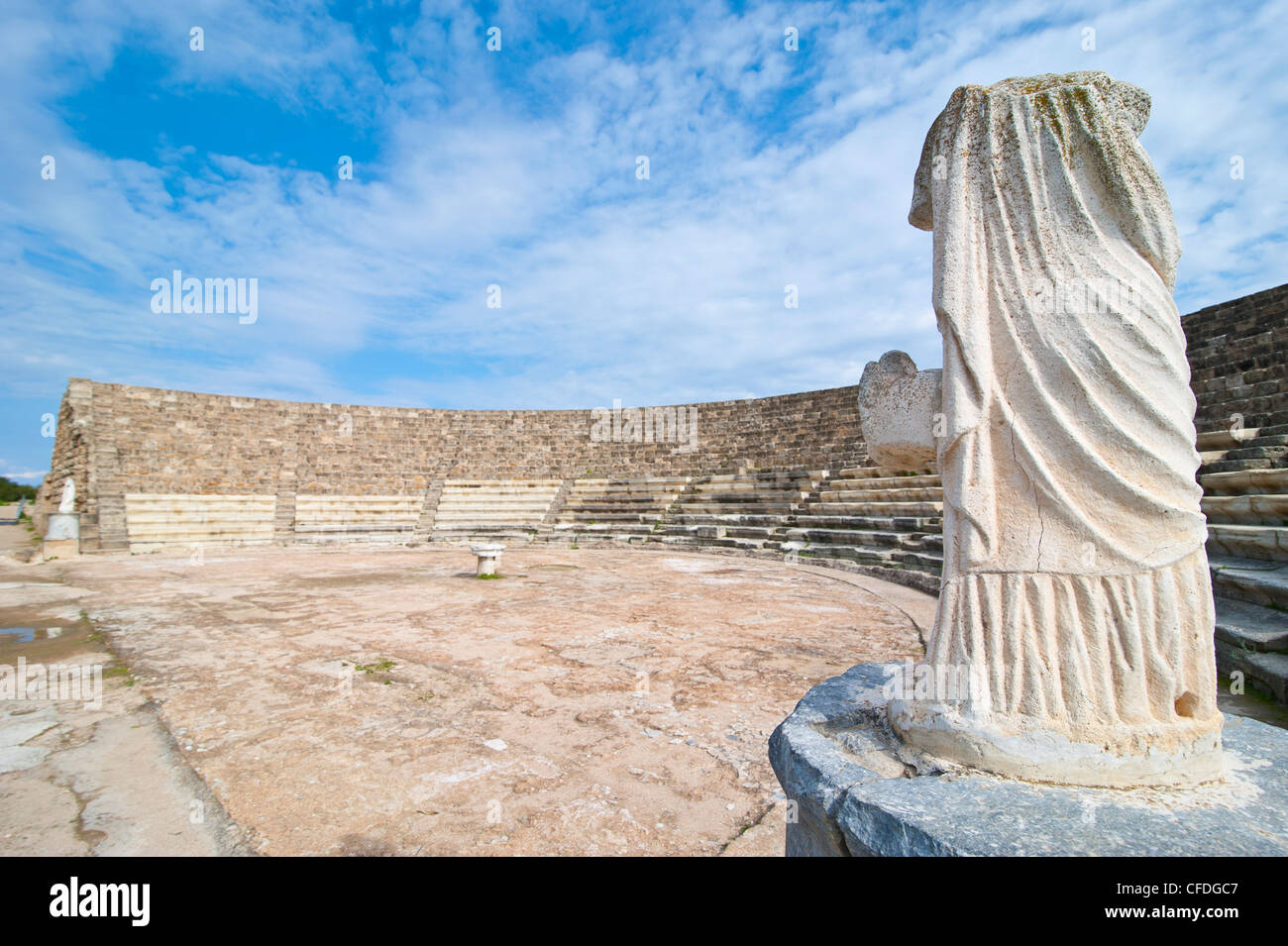 Salamis amphitheatre hi-res stock photography and images - Alamy