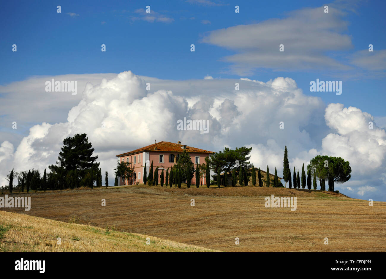 Homestead on a hill, Tuscany, Italy, Europe Stock Photo