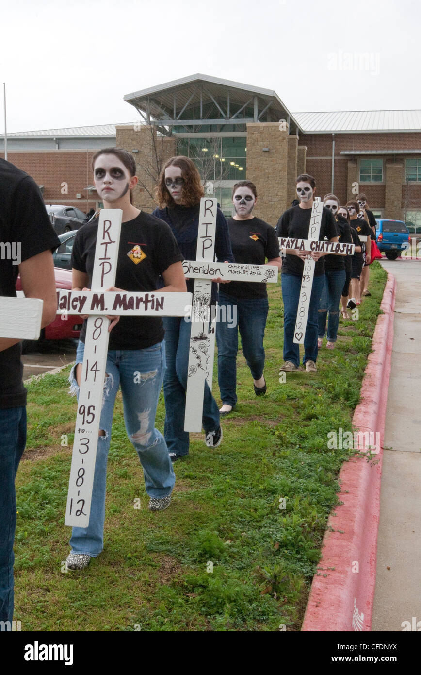 High school students participate in Shattered Dreams Program to educate the dangers associated with drinking and driving Stock Photo