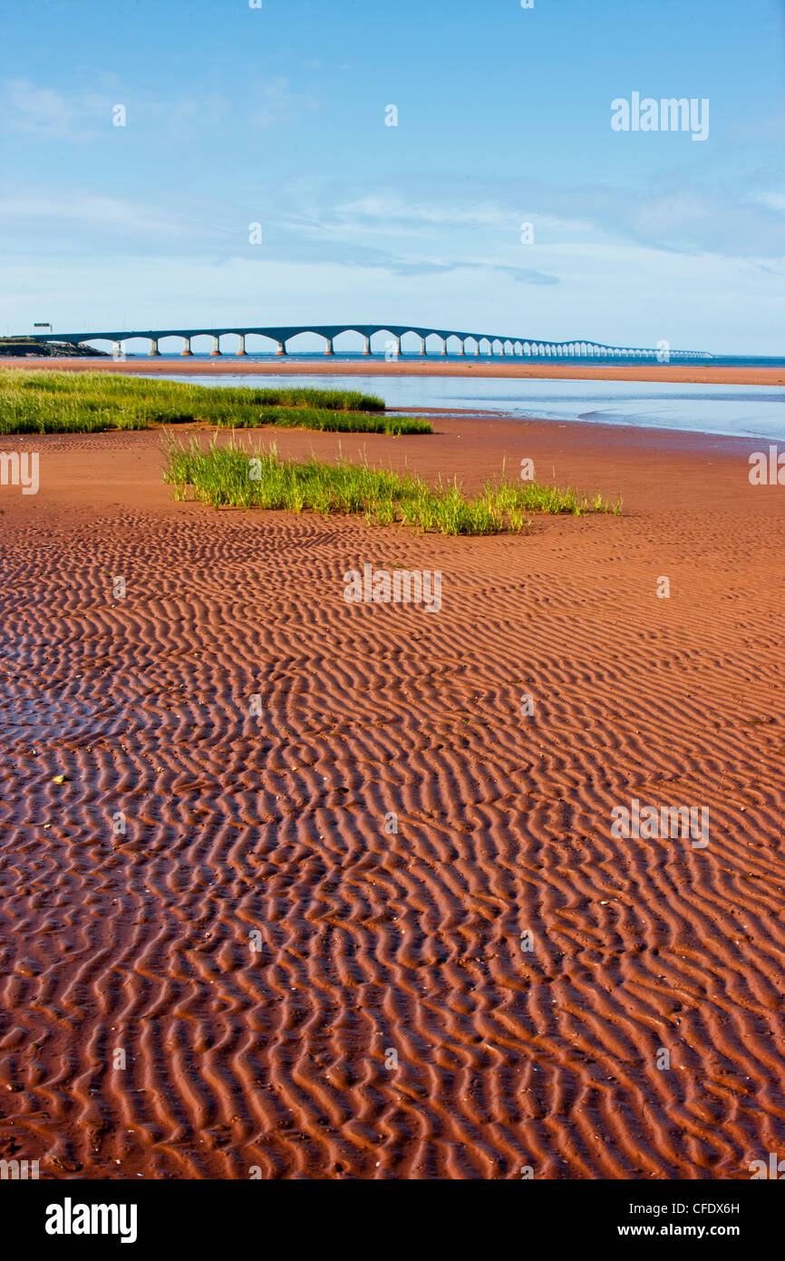 Confederation Bridge, Noonan's Beach, Prince Edward island, Canada Stock Photo