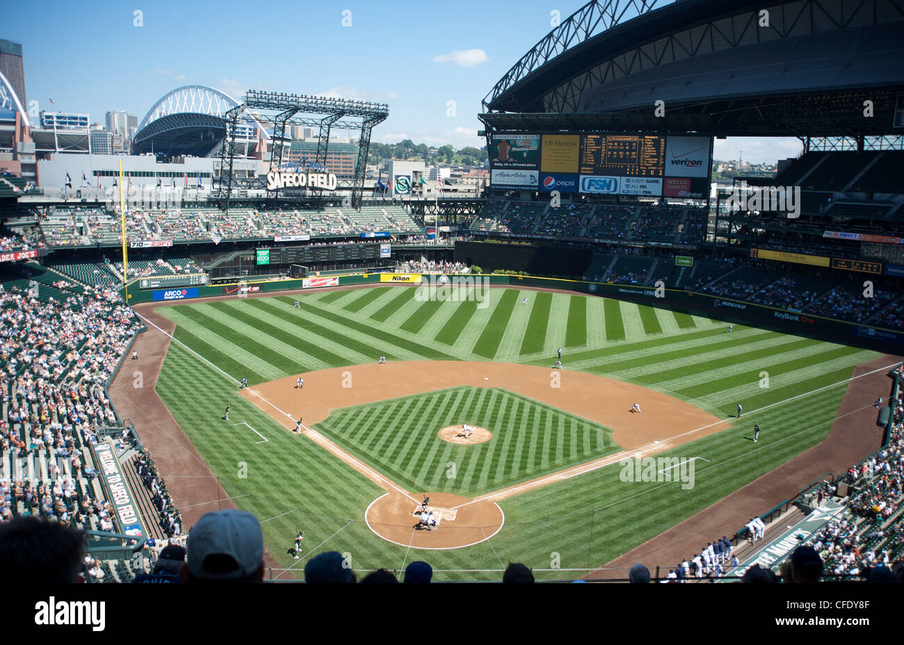 Mariners stadium hi-res stock photography and images - Alamy