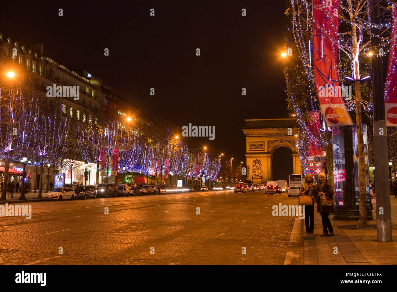 CHRISTMAS 2020 In Paris - Part 3 — Parisian Moments