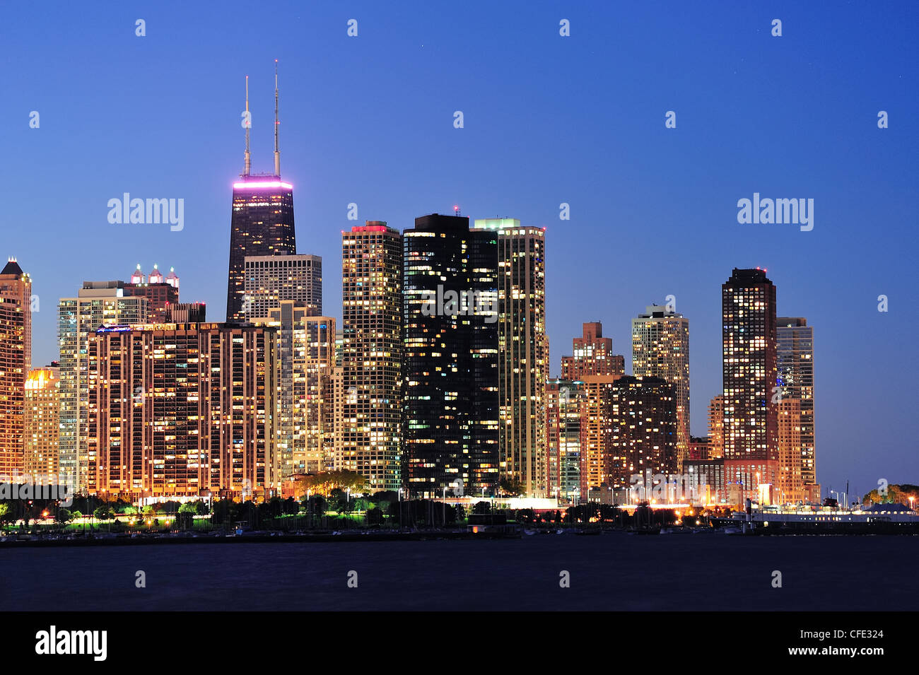 Chicago city downtown urban skyline at dusk with skyscrapers over Lake ...