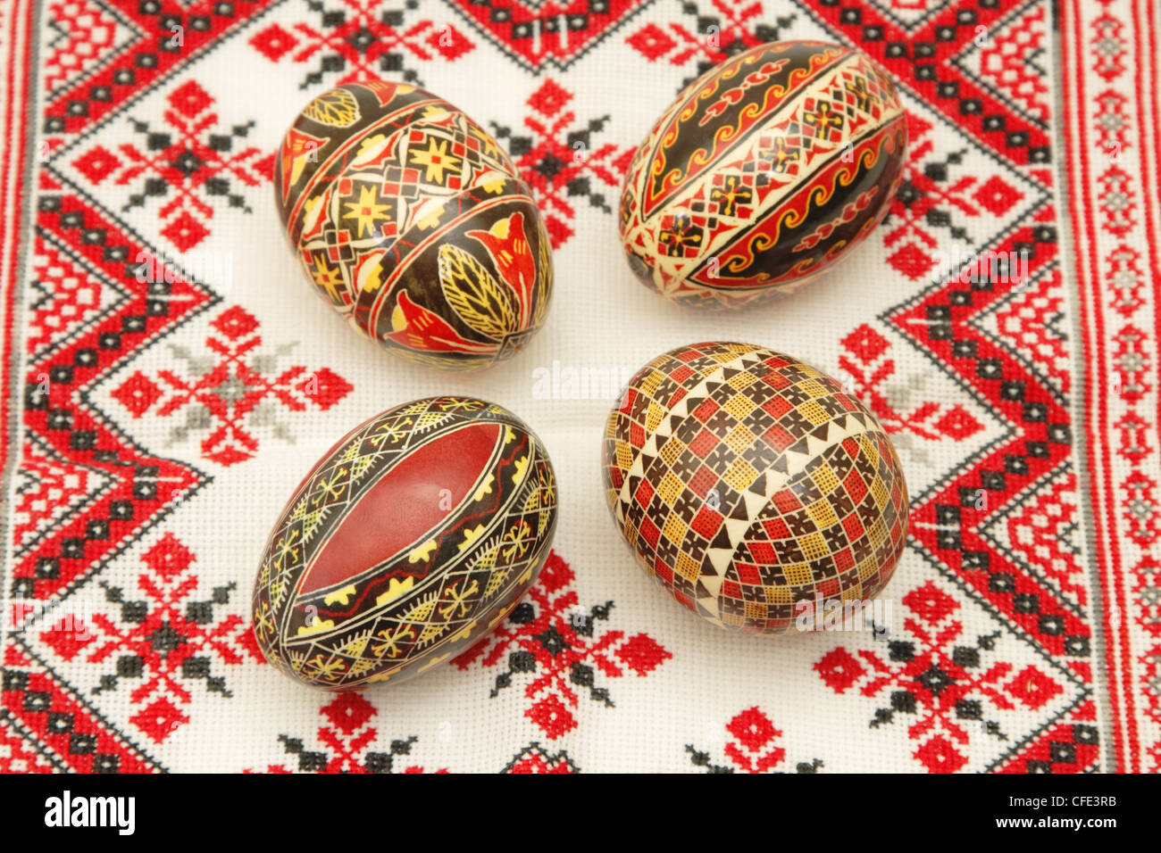 Romanian painted Easter eggs on a traditional towel Stock Photo Alamy