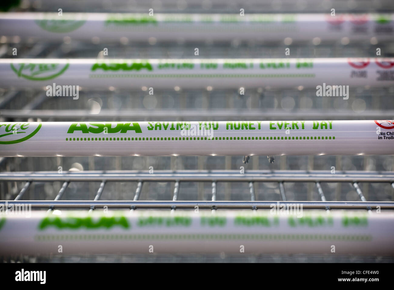Shopping basket asda hires stock photography and images Alamy