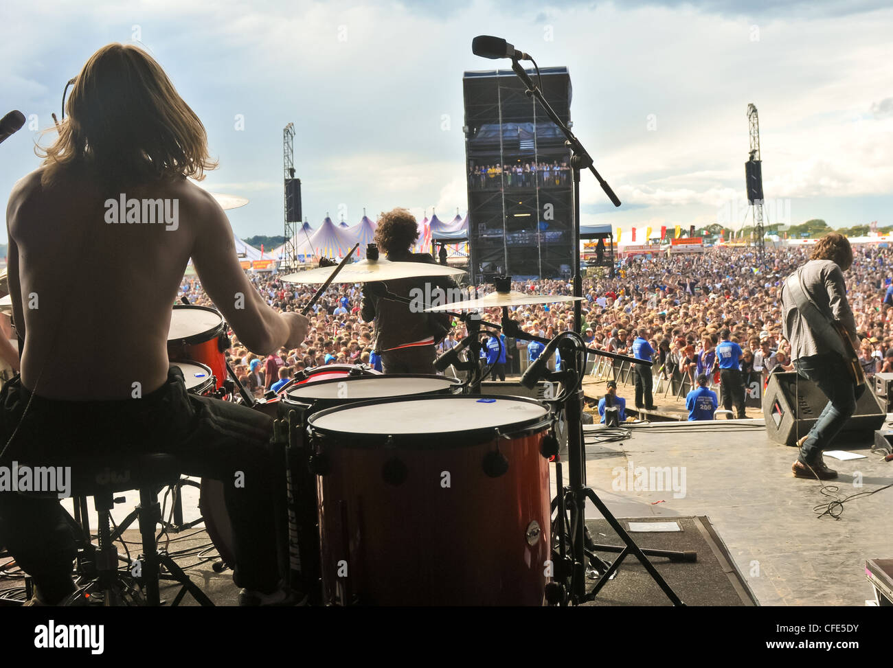 The View (Kyle Falconer, Kieren Webster, Pete Reilly, Steven Morrison ) play the Main stage at Reading rock Festival 2011 Stock Photo