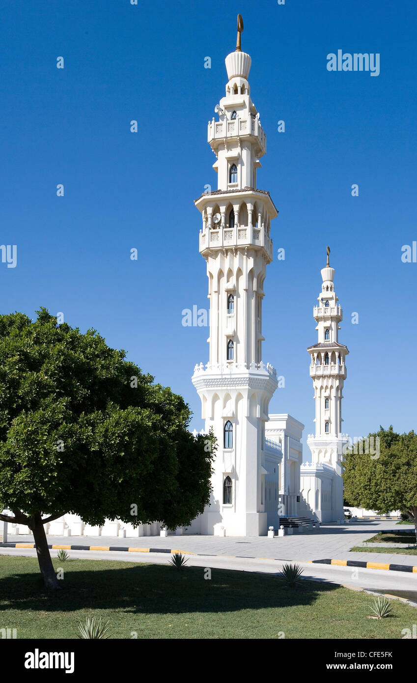 Bahrain, Riffa, the Qudaibija mosque Stock Photo - Alamy