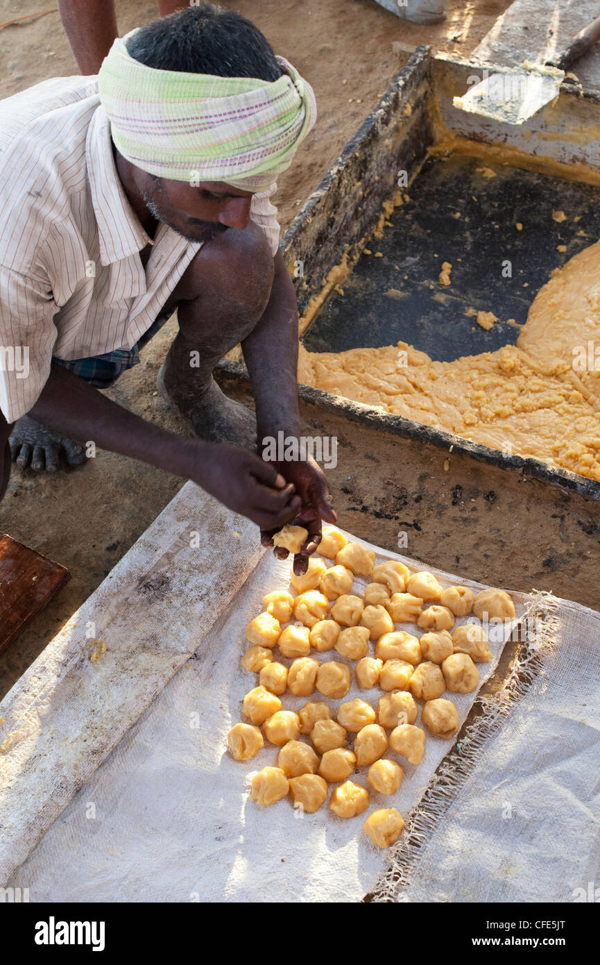 Indian jaggery High Resolution Stock Photography and Images Alamy