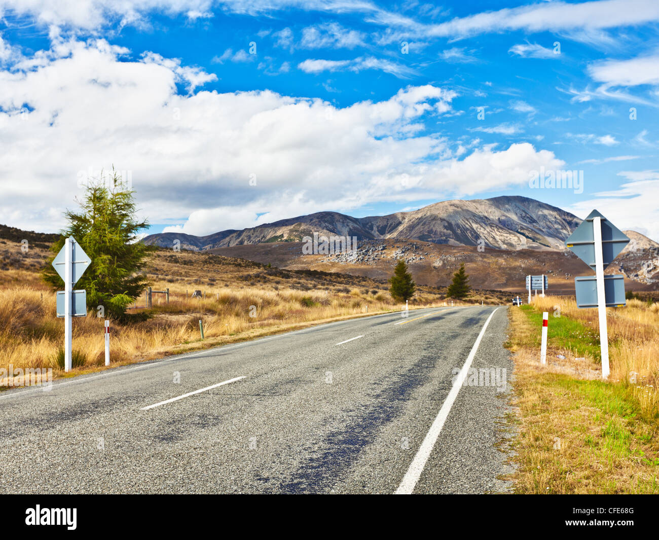 Great Alpine highway. Arthurs Pass. New Zealand Stock Photo Alamy