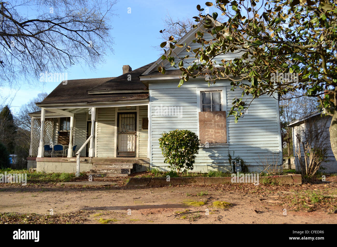 mystical image of a foreclosed, old southern home in Montgomery, Alabama Stock Photo