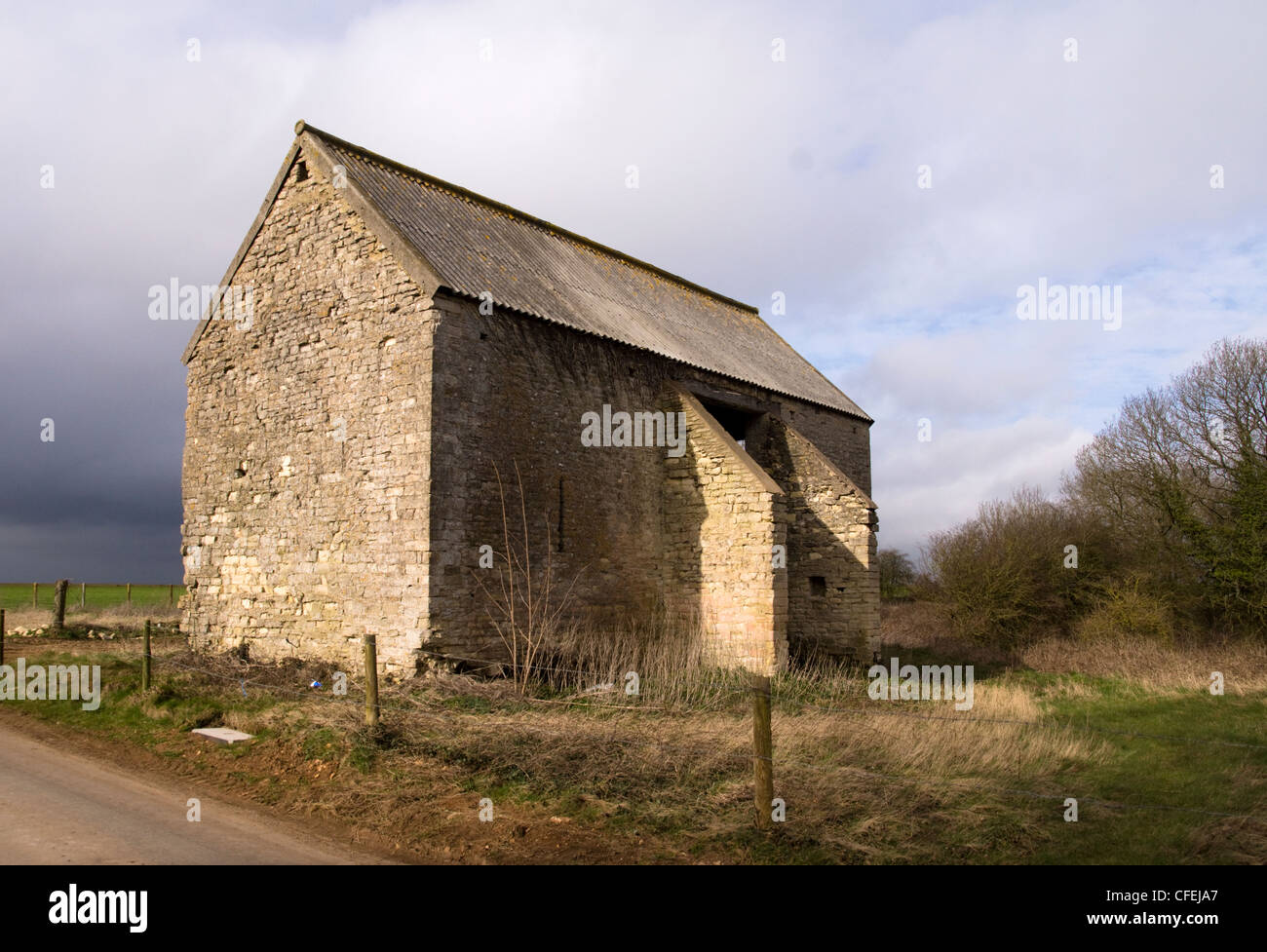 Cotswold Stone Barn Stock Photos Cotswold Stone Barn Stock