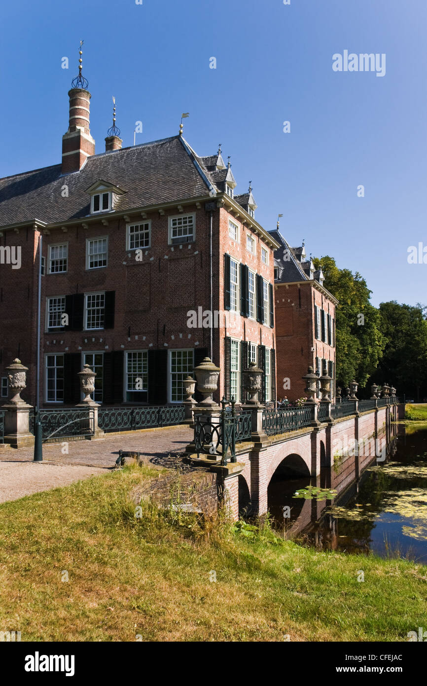 Duivenvoorde Castle, Voorschoten, the Netherlands. Build in 1631 and with English landscape park. Stock Photo