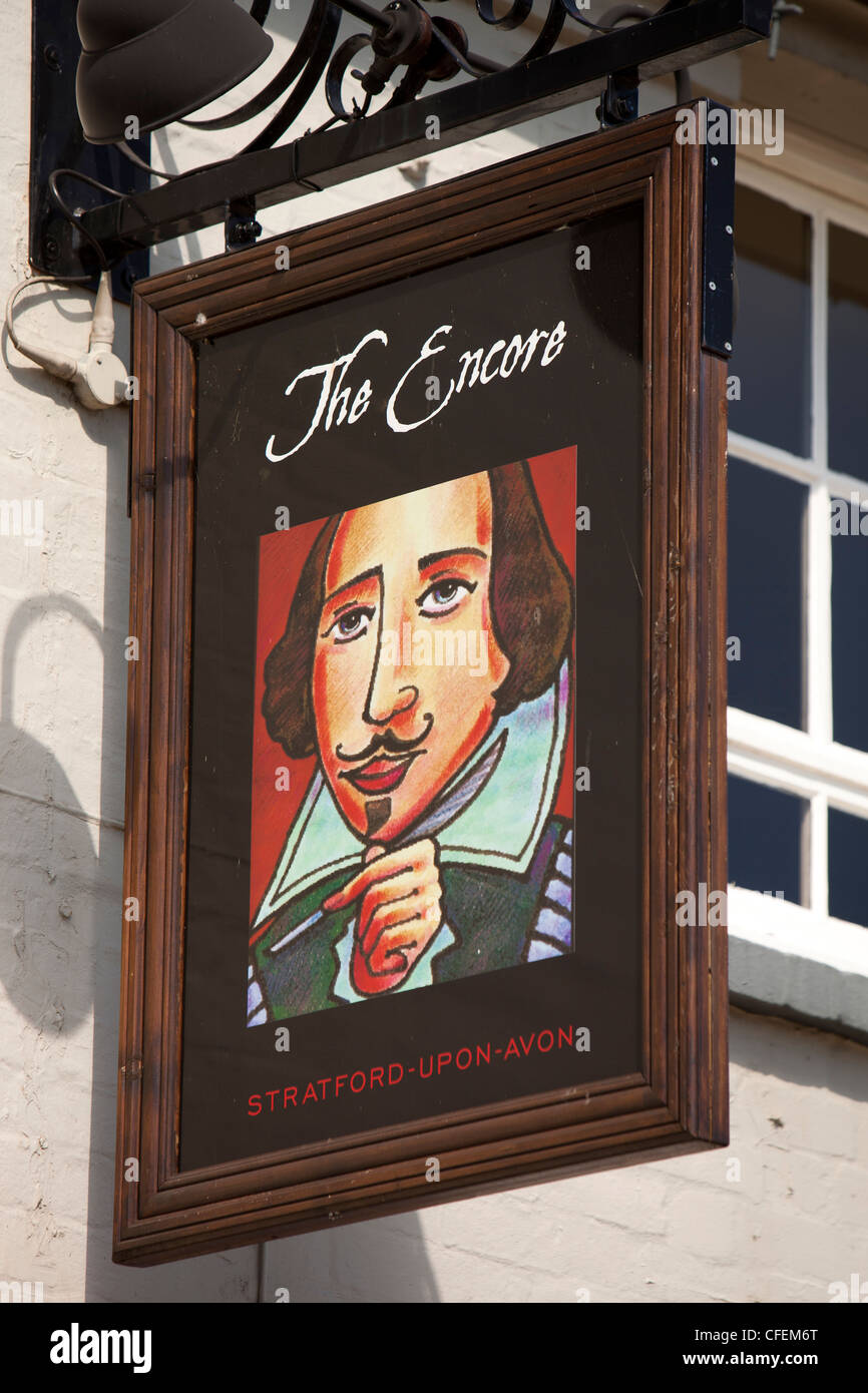 Warwickshire, Stratford on Avon, Shakespeare sign of Encore Public House Stock Photo