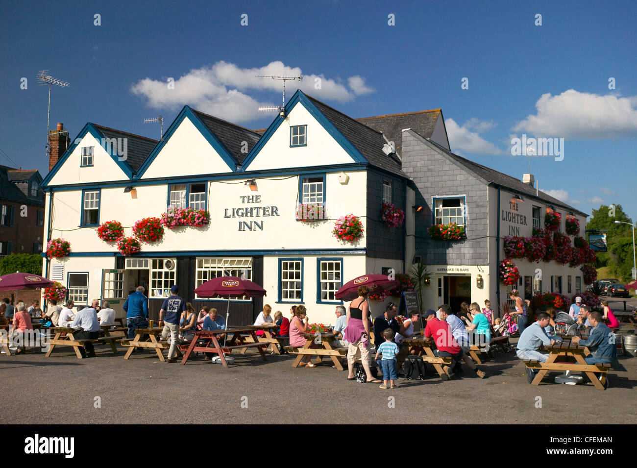 The Lighter Inn, The Quay, Topsham, Devon, England, UK Stock Photo Alamy