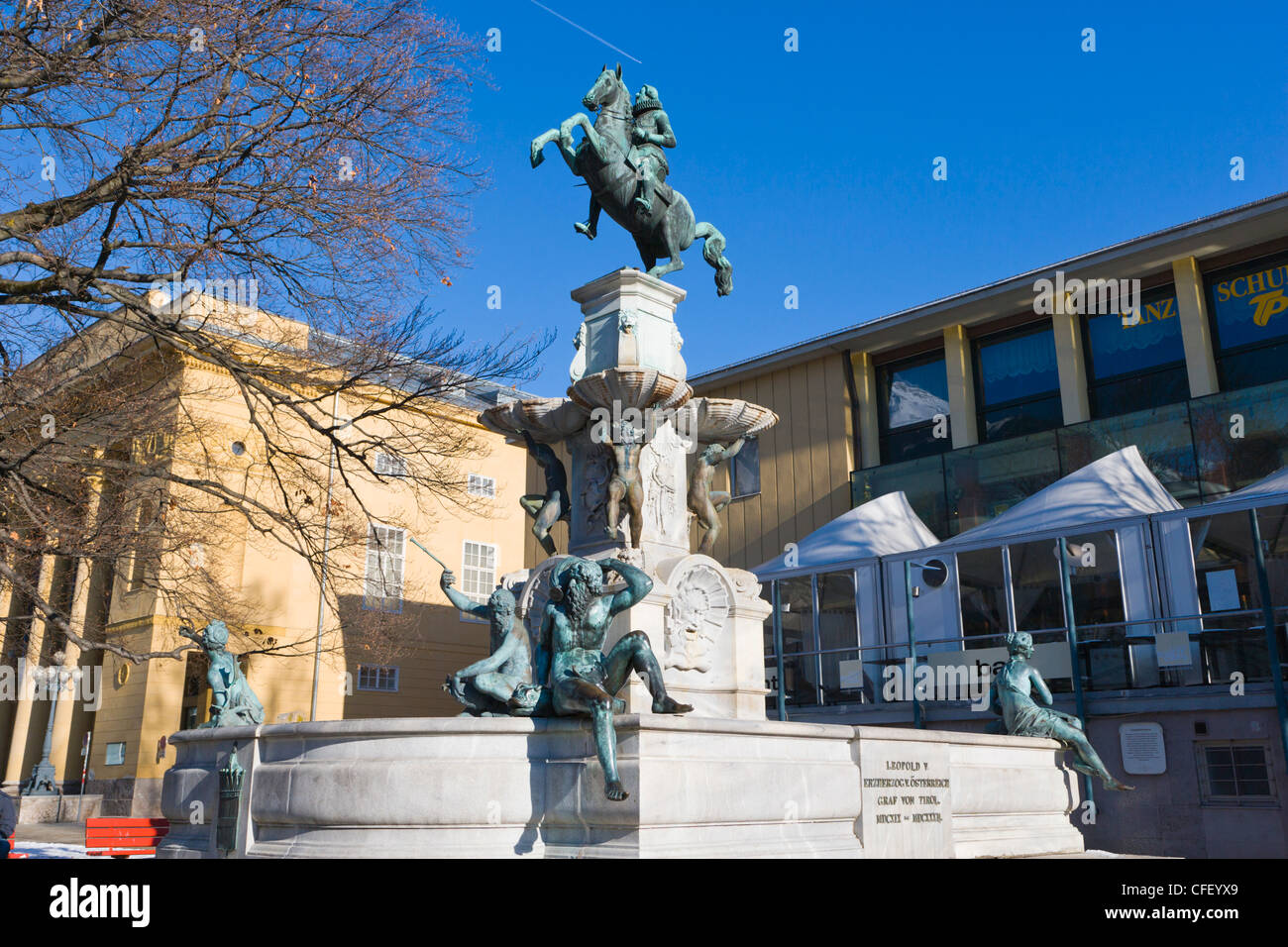 Leopoldbrunnen, Denkmal fur Erzherzog Leopold V, Leopold fountain, monument to Archduke Leopold V, Innsbruck, Tyrol, Austria Stock Photo