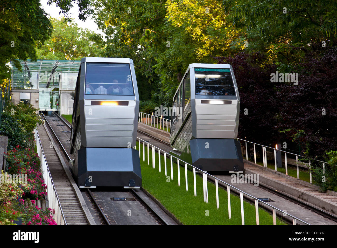 Montmartre funicular hi-res stock photography and images - Alamy