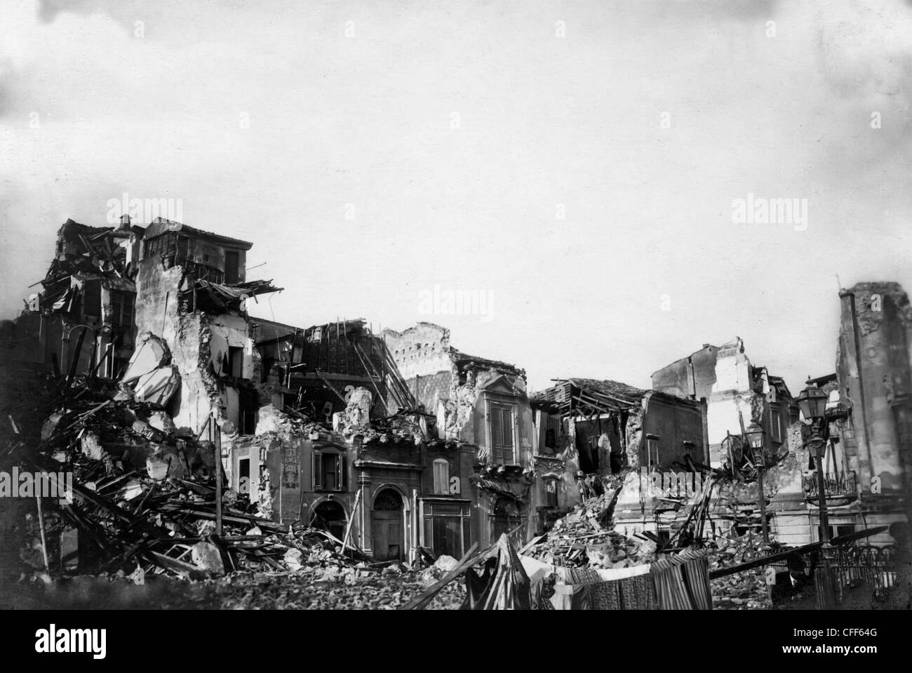 earthquake of Messina,Italy,1908 Stock Photo Alamy