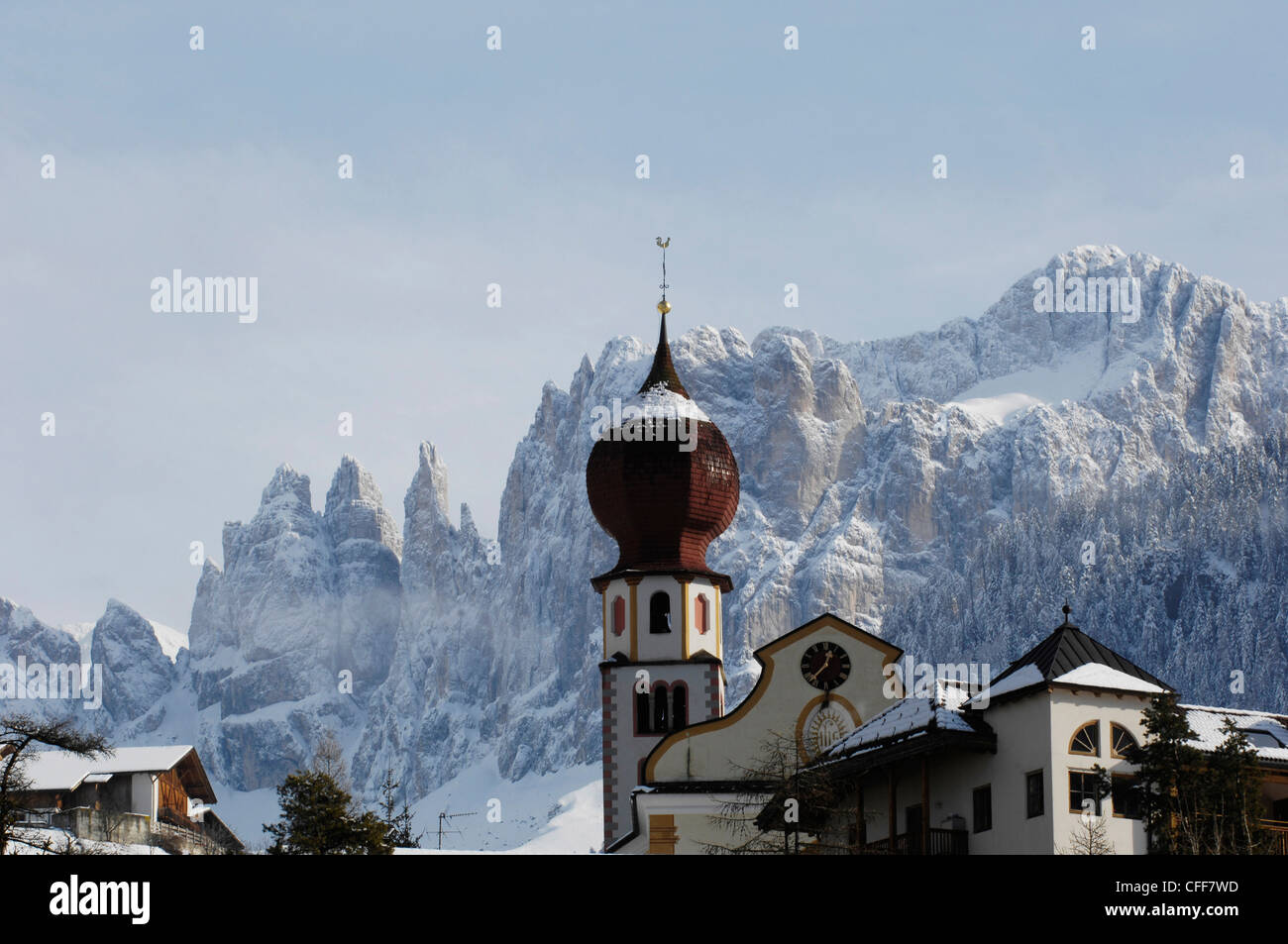 Steeple in Tiers, with the mount Rosengarten  in the background, Dolomites, Alto Adige, South Tyrol, Italy Stock Photo