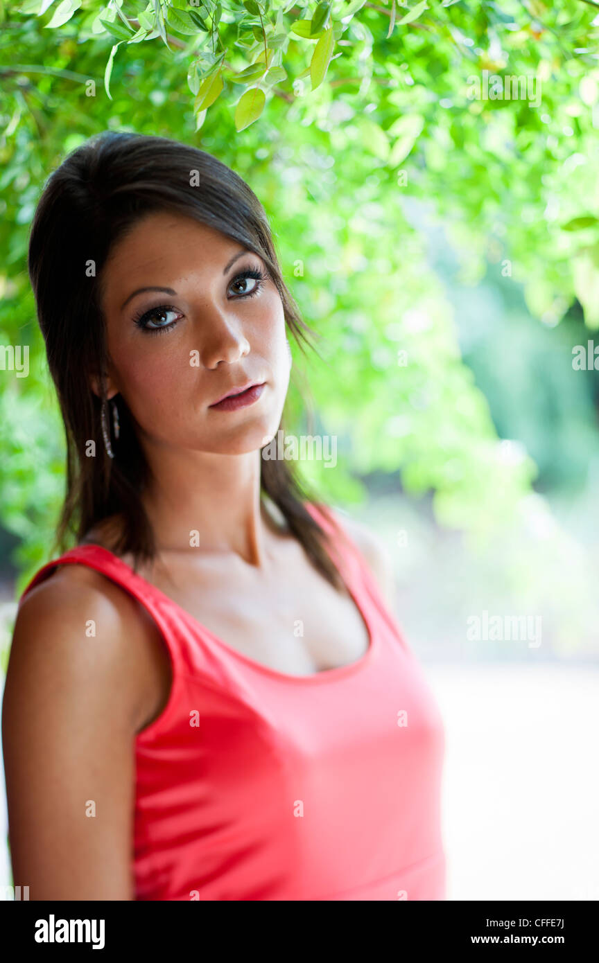 Young brunette woman hi-res stock photography and images - Alamy