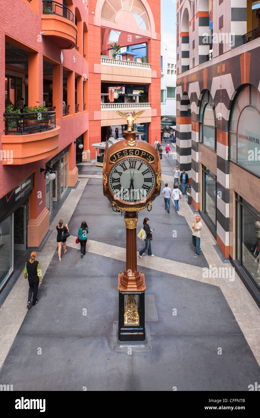 HORTON PLAZA SHOPPING MALL DOWNTOWN SAN DIEGO CALIFORNIA USA Stock Photo -  Alamy