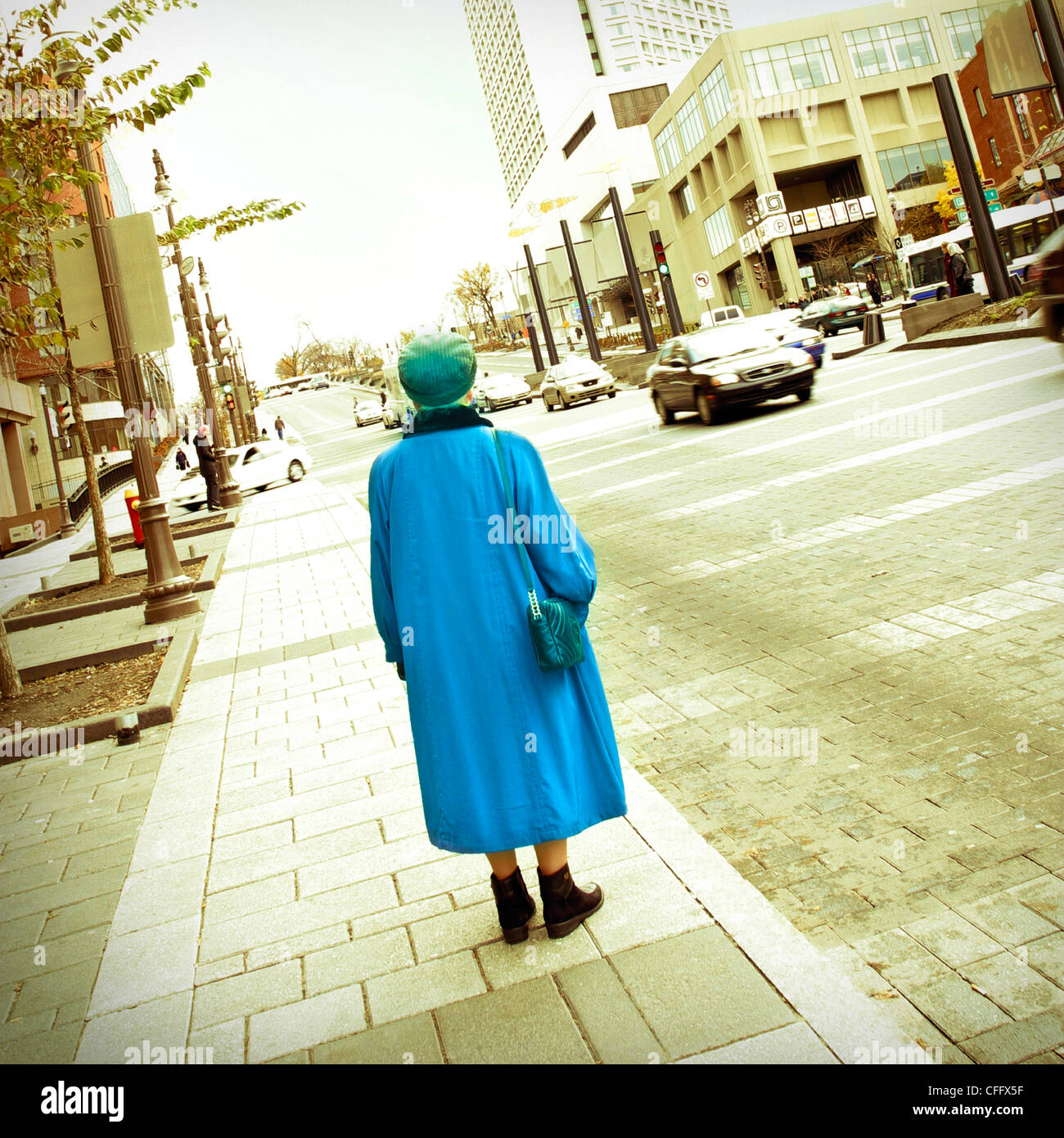 Women coat back hi-res stock photography and images - Alamy