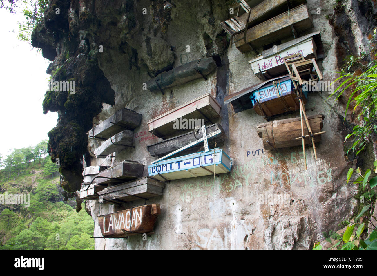 a close look of hanging coffins in Sagada, Philippines. A unique way of rituals in Asia. Stock Photo