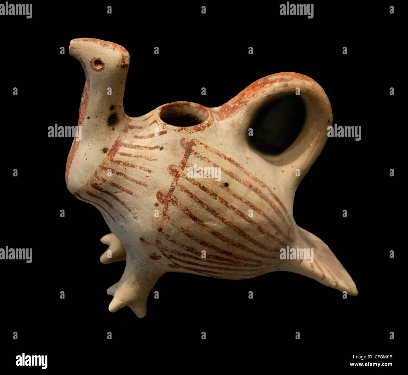 Bird shaped vase Pottery 8-7 Century BC palace  Susa Darius the Great Persia Persian Iran Stock Photo