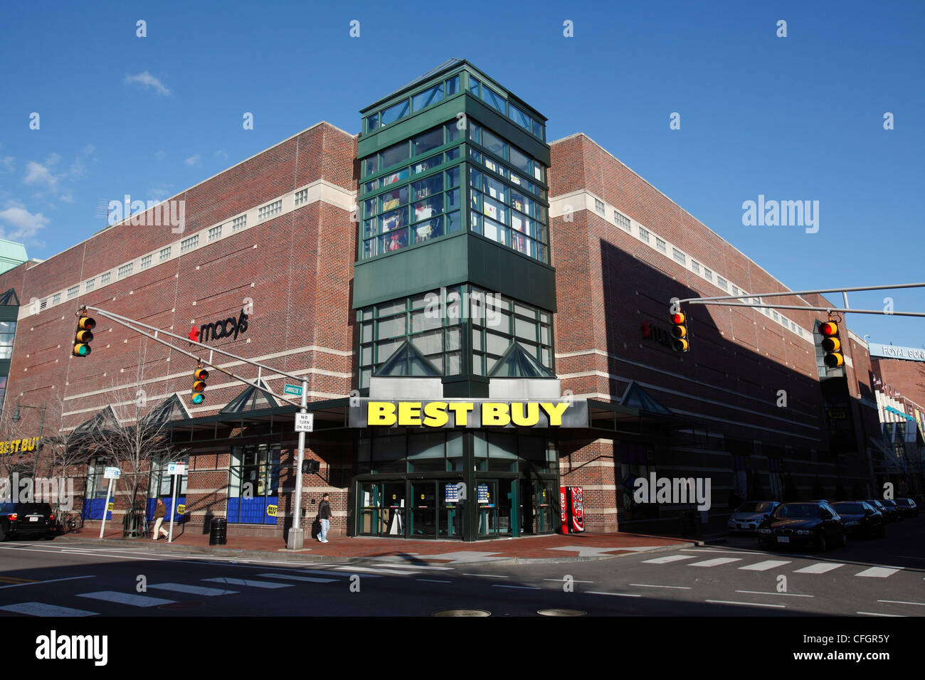 Best Buy storefront, CambridgeSide Galleria, Cambridge, Massachusetts Stock Photo
