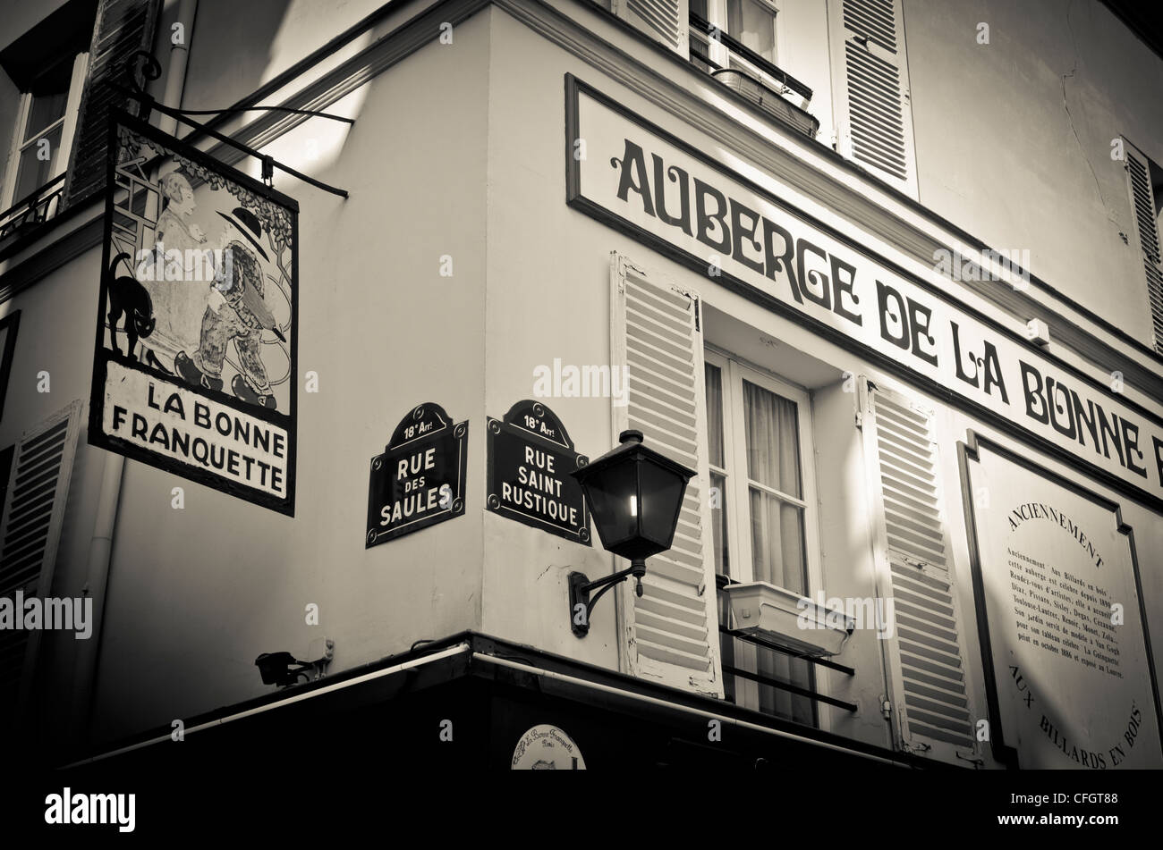Street corner of montmartre hires stock photography and images Alamy