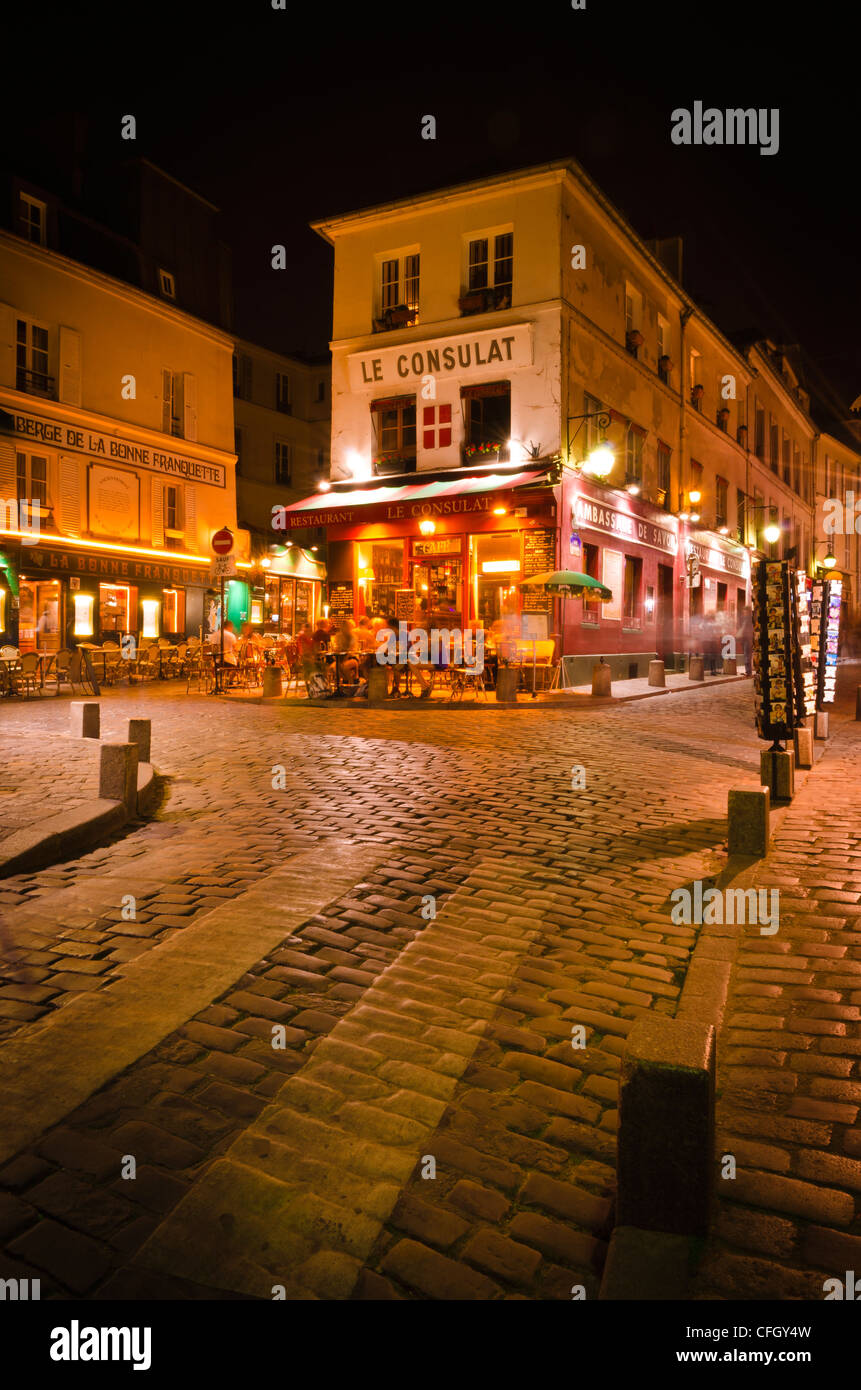 Le Consulat Restaurant, Montmartre, Paris, France Stock Photo Alamy