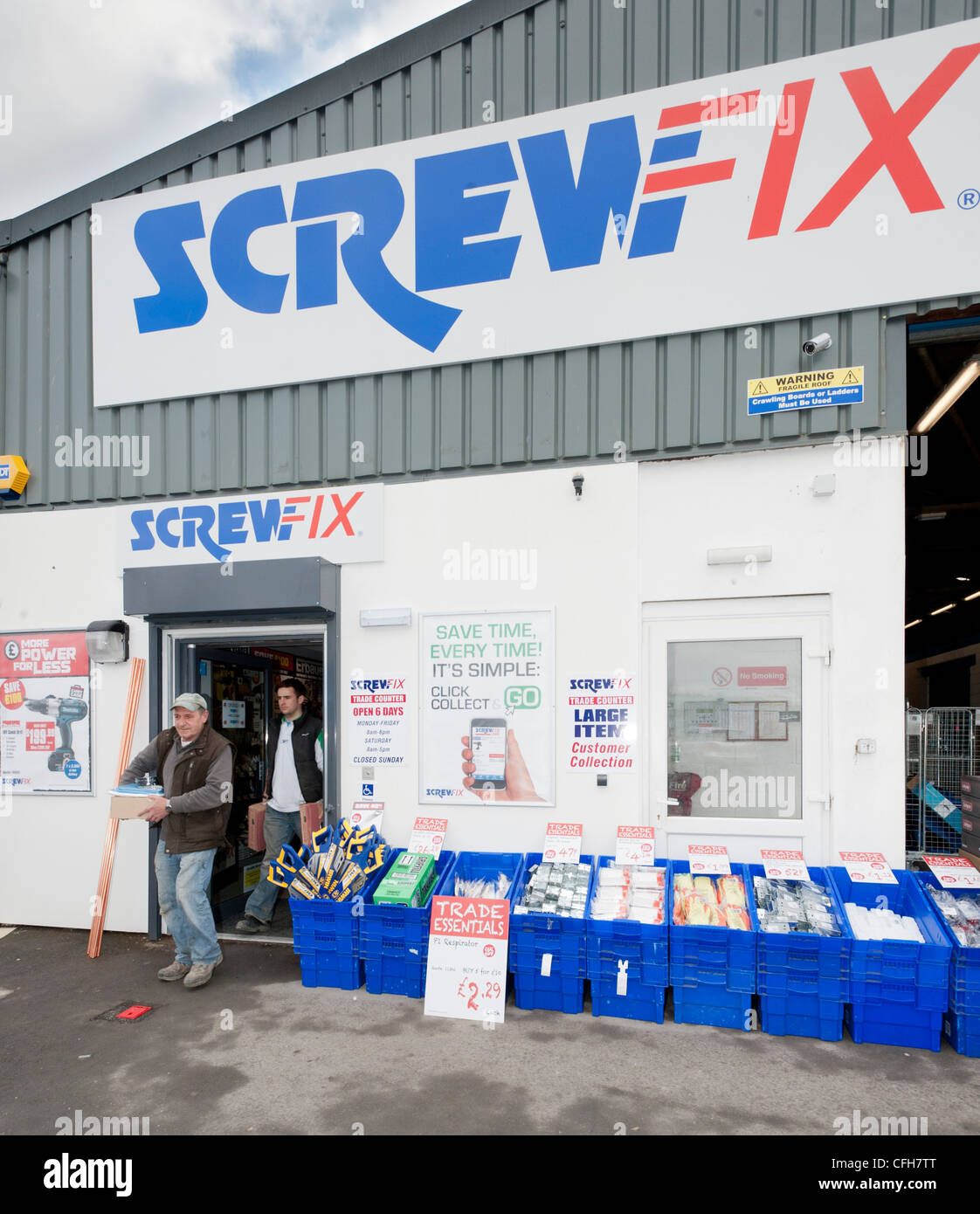 customers at a branch of the builders suppliers and merchants SCREWFIX, UK Stock Photo