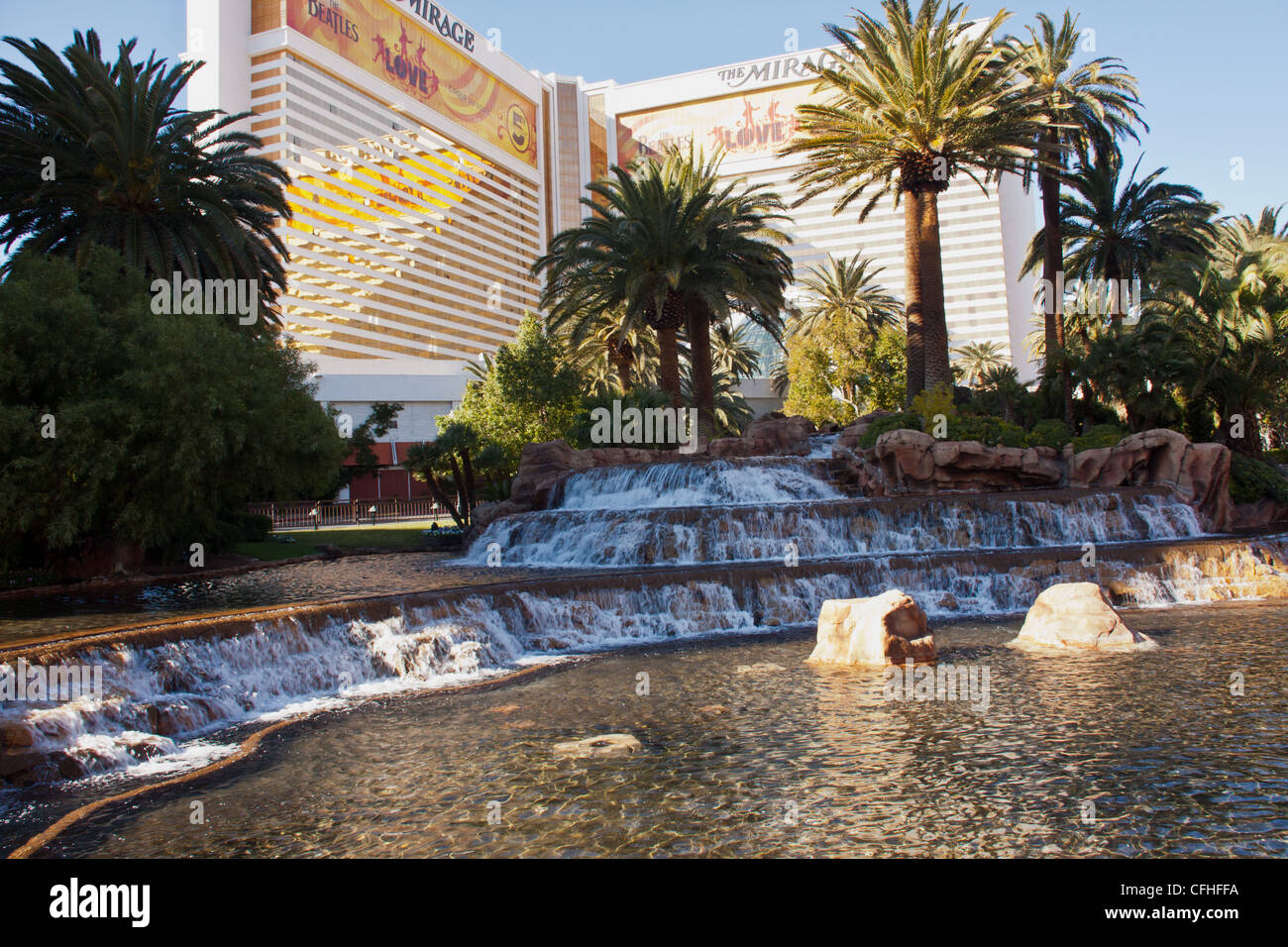 exterior view of the mirage hotel and casino,las vegas,nevada,usa Stock Photo Alamy