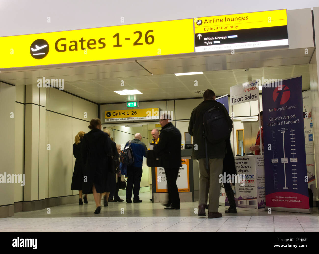 Glasgow airport passengers hi-res stock photography and images - Alamy