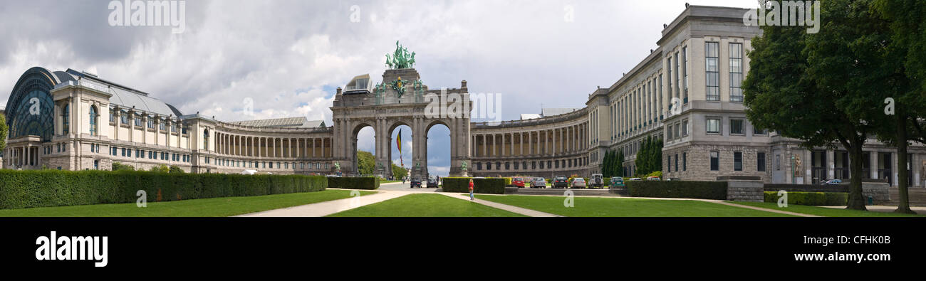 Horizontal panoramic of the Triumphal Arc with the North and South Bordiau Wings in the Parc du Cinquantenaire in Brussels, Belgium Stock Photo