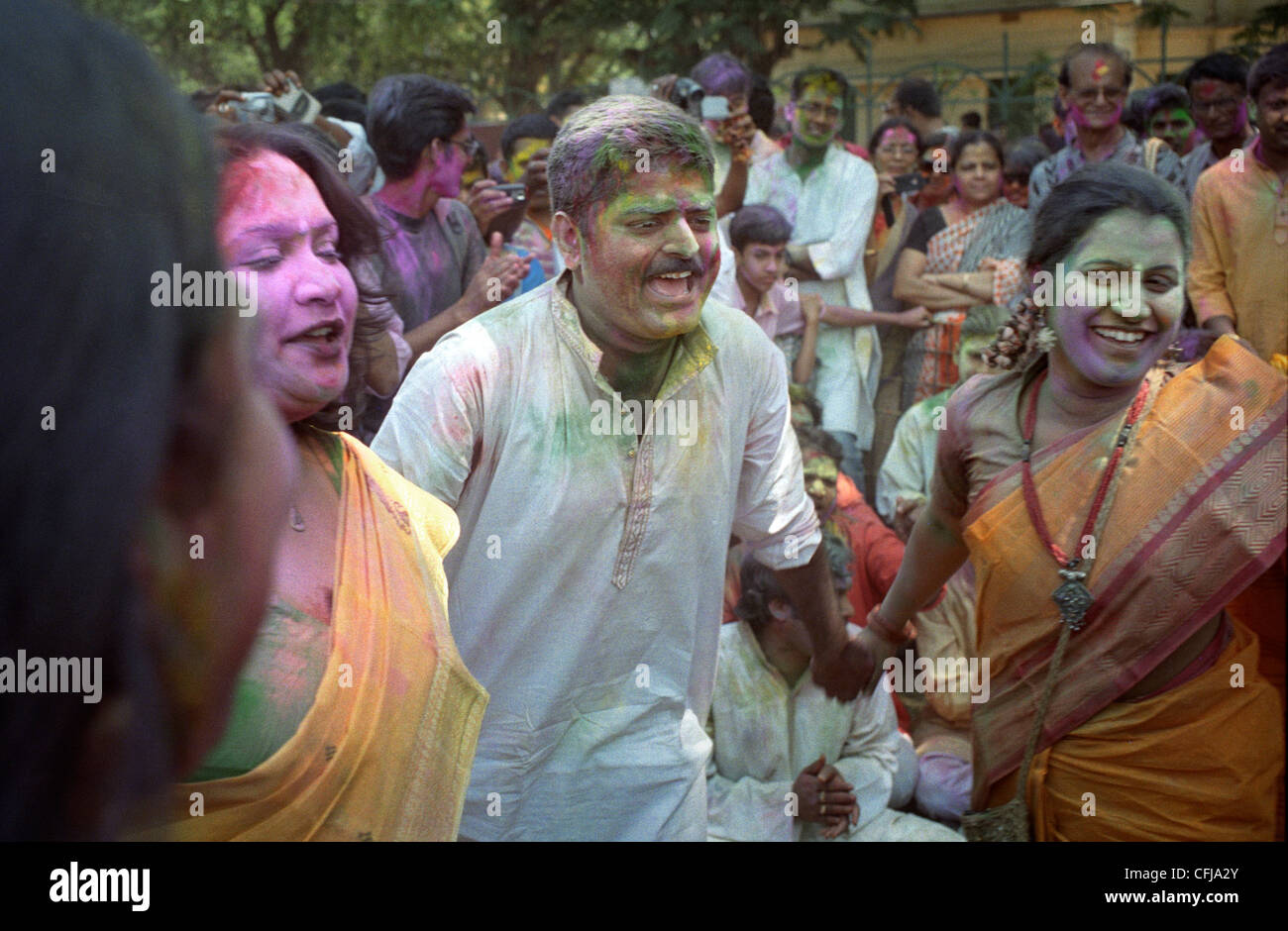 holi in santinekatan