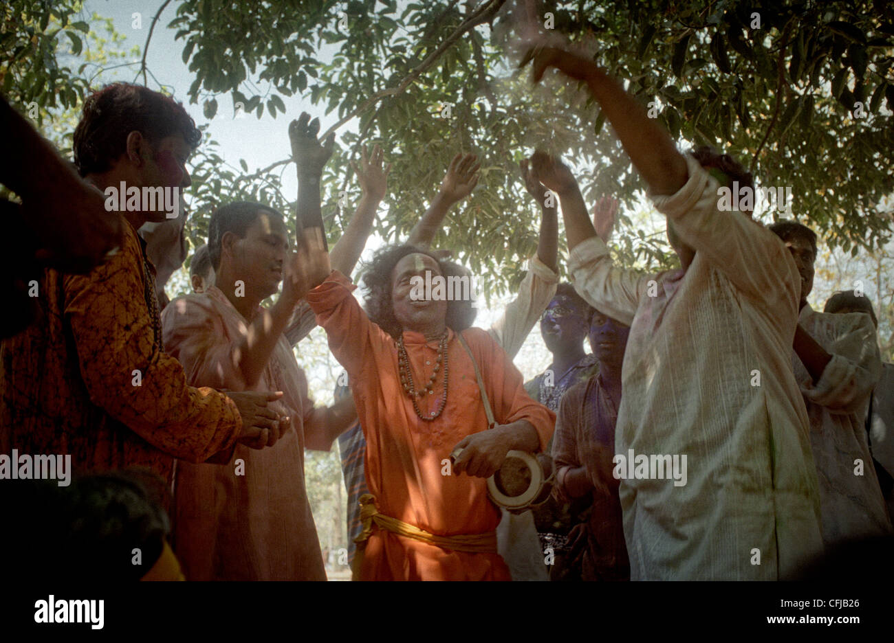 holi festival in santiniketan