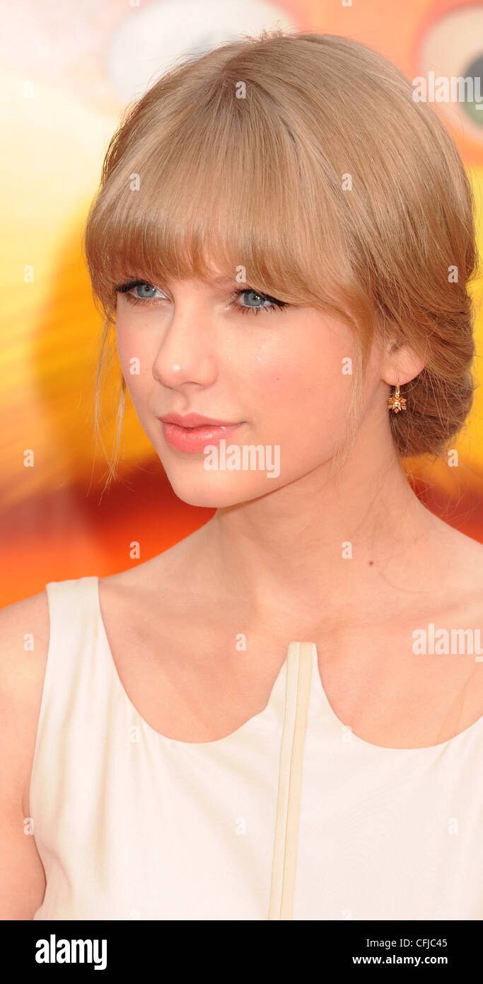 taylor swift demo downloads